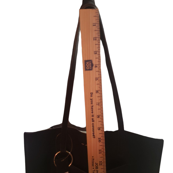 Tahari NWT Pebbled Shoulder Bag Wristlet Black Travel Tote Structured Elegant - Picture 3 of 14